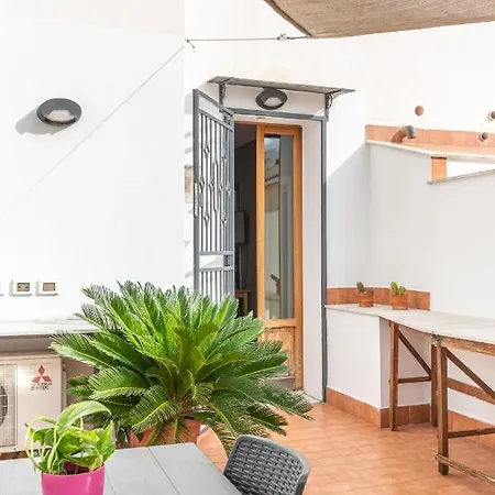 Apartment Casa Dei Giovenchi Con Terrazza By Wonderful Italy *
